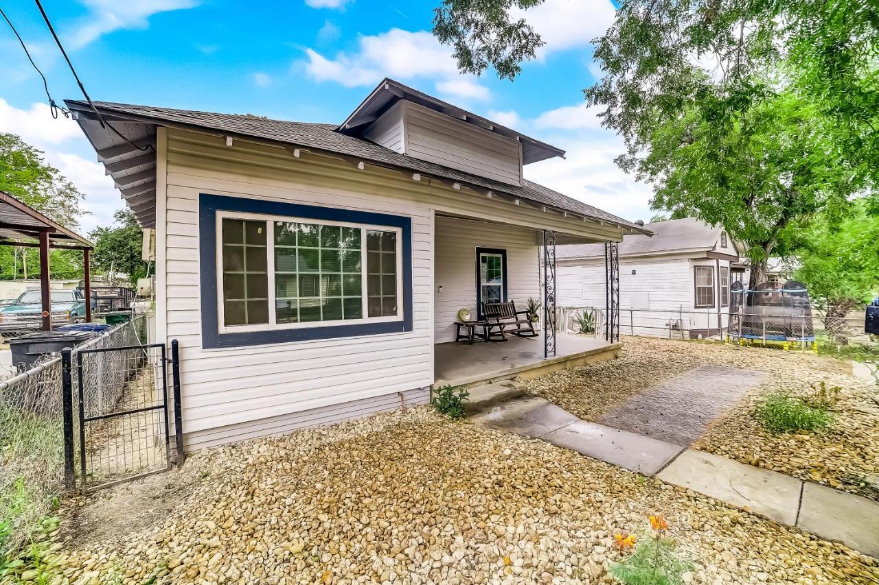Midtown Modern Farmhouse San Antonio Exterior foto